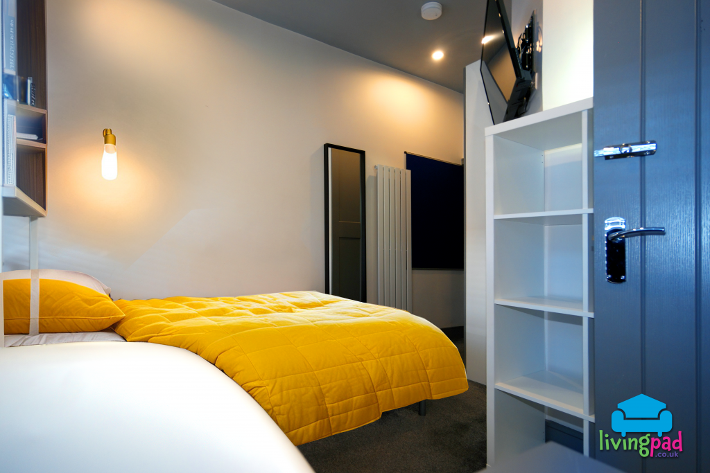 133 bedroom 5 storage